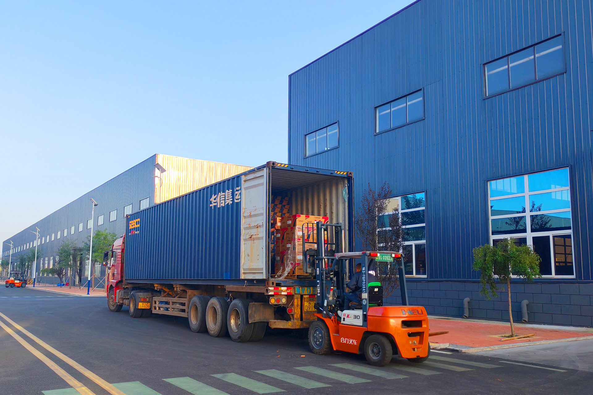 ATF 变速箱油--消除金属间的直接磨损 2-Global-Smart-Logistics-Cost-Optimized-Shipping-Reliable-Delivery