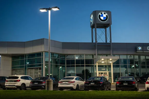 Olio BMW Longlife-04 - Una guida per mantenere il vostro veicolo in condizioni ottimali BMW has several oil specifications in circulation—BMW Longlife-01, BMW Longlife-04, and LL-04 BMW