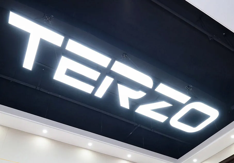 terzo-asia-base-office-room