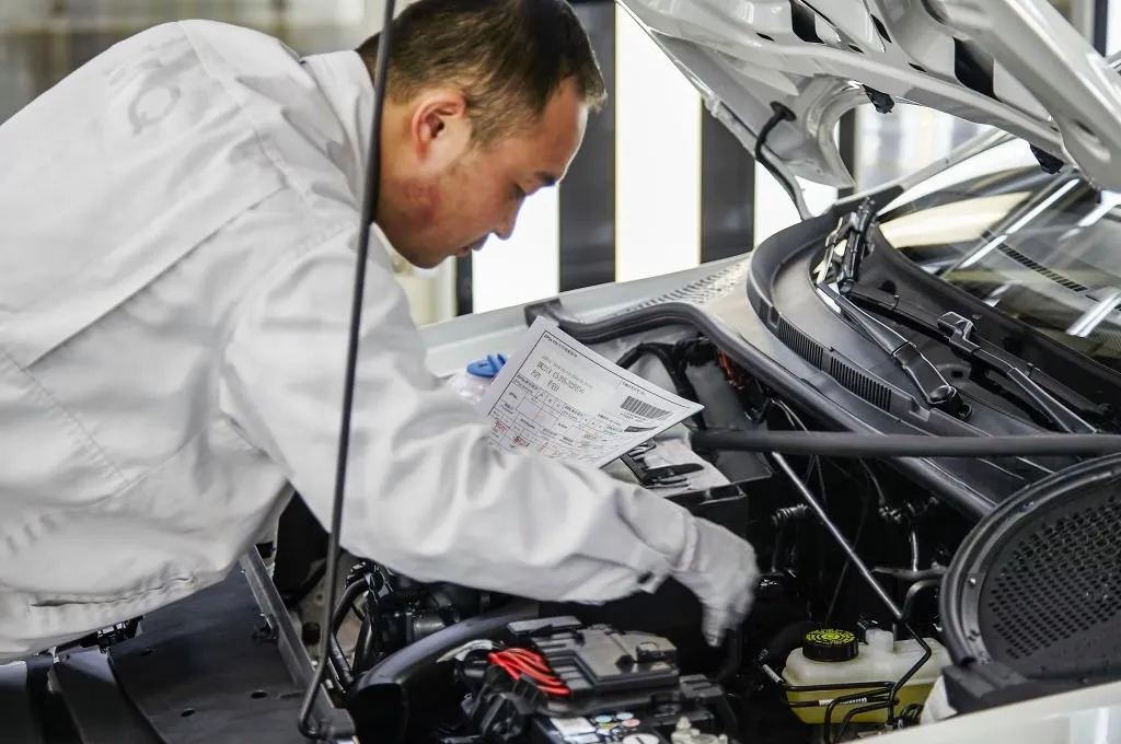 VW 502 00 vs 505 00 Petrol vs Diesel